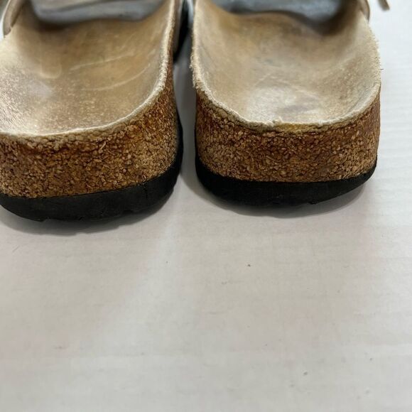 Birkenstock White Patent Leather Sandals - Picture 9 of 9